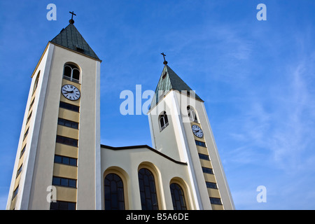 BOSNIEN & HERZEGOWINA, MEDUGORJE. Kirche in das Heiligtum Medjugorje, Herzegowina, & Bosnien-Herzegowina, Europa. Stockfoto