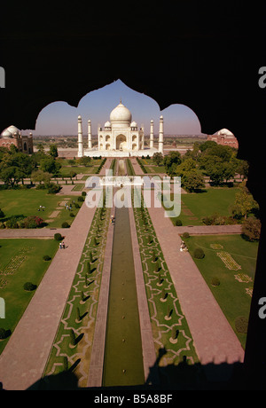 Das Taj Mahal erbaut von Shah Jahan für seine Frau UNESCO World Heritage Site Agra Uttar Pradesh Staat Indien Asien Stockfoto