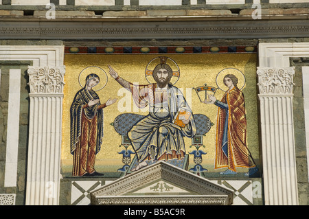 San Miniato al Monte-Kirche im Stadtteil Oltrarno, Florenz (Firenze), Toskana, Italien, Europa Stockfoto