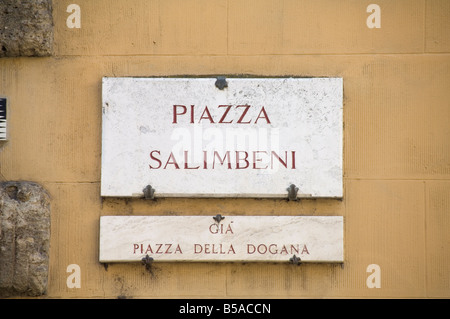 Piazza Salimbeni, Siena, Toskana, Italien, Europa Stockfoto