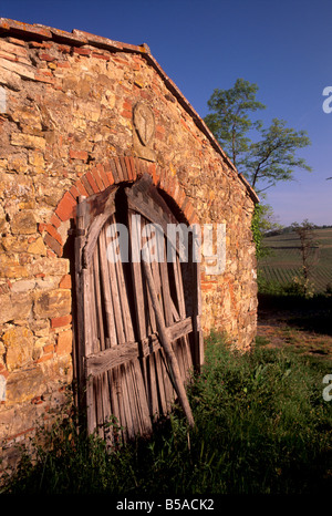 Traditionelles landwirtschaftliches Gebäude in der Nähe von Panzano, Chianti, Toskana, Italien, Europa Stockfoto