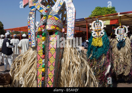 Bobo Masken während der Festlichkeiten, Sikasso, Mali, Afrika Stockfoto