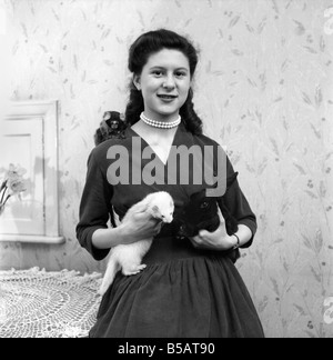 Jack Goodman und Familie mit TV-Tiere. März 1957 A331-004 Stockfoto