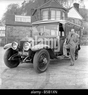 Besitzer eines Veteranen-Rolls-Royce-Autos. 1963 A1152-004 Stockfoto