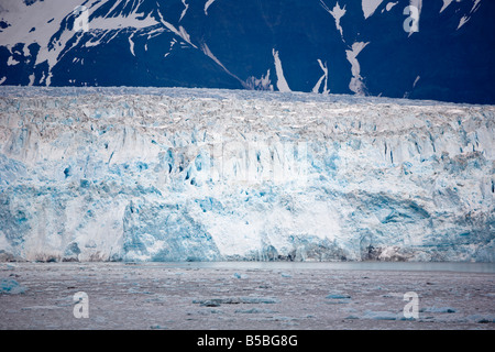 Hubbard Gletscher fließt in Ernüchterung Bay und Yakutat Bay in Alaska Stockfoto