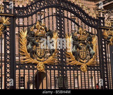 Eingang Gatter Buckingham Palace London England England Europa Stockfoto