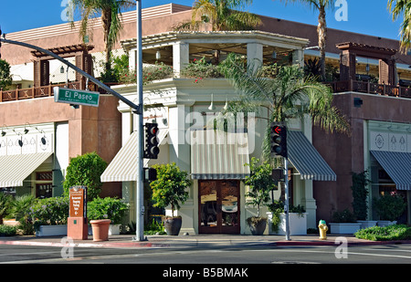 Tommy Bahama Palm Desert CA, El Paseo Drive, Shopping, Geschäfte, Bekleidung, Boutiquen, Juwelier, Restaurant, Ansichtskarte Stockfoto