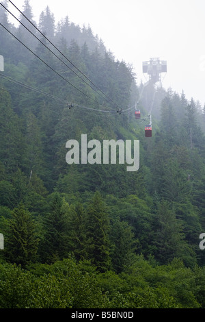 Mount Roberts Tramway befördert Passagiere, oben auf einem Berg mit Blick auf Juneau Alaska Stockfoto