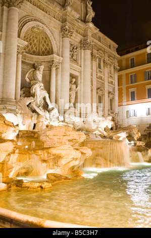 Italien älteren Brunnen Trevi in Rom Stockfoto