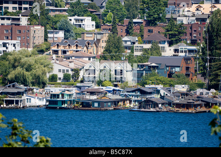 Ansicht der Eastshore Nachbarschaft und schwimmende Häuser aus über Lake Union in Seattle, Washington, USA Stockfoto