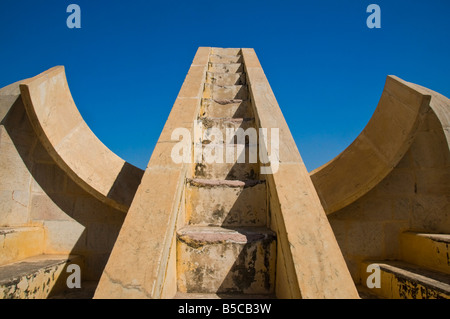 Astronomisches Instrument am Observatorium Jantar Mantar, Jaipur Stockfoto