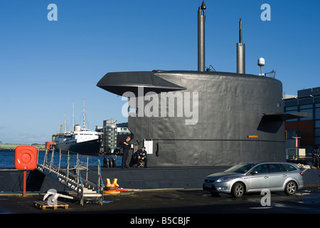 Niederländische Dolfijn oder Dolphin-Klasse u-Boot vor Anker im Hafen von Leith Ocean Terminal Edinburgh Schottland 2008 Stockfoto