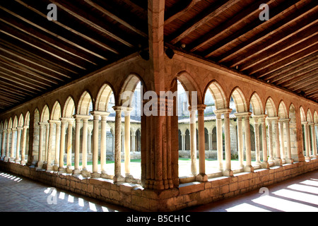 Klöster in der Kirche von Saint Emilion, Aquitaine, Frankreich Stockfoto