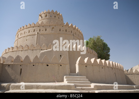 Al Jahili Fort Al Ain Abu Dhabi VAE Turm alte Stockfoto