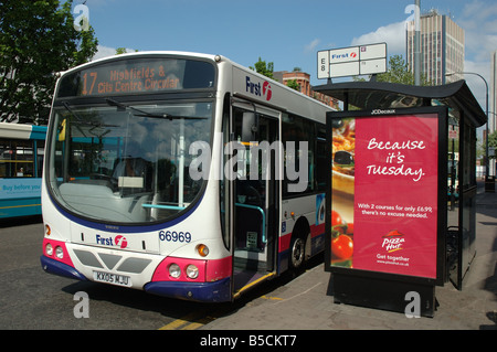 Single-Deck First Group Bus, Leicester, England, UK Stockfoto