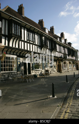 City of York, England. Für die Chantry Priester gegründet, liegt St Williams College College Street in der Nähe von York Minster. Stockfoto