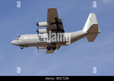 Lockheed C-130H Hercules militärischen Frachtflugzeug der Schwedischen Luftwaffe Stockfoto