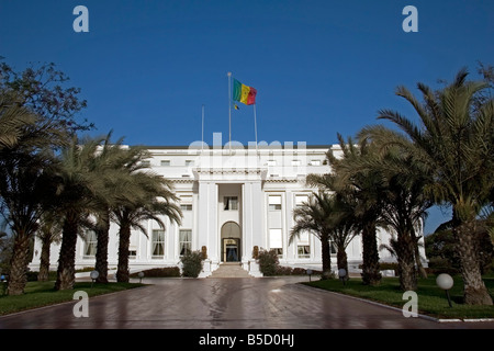 Presidential Palace Dakar Senegal mit national Flagge Stockfoto