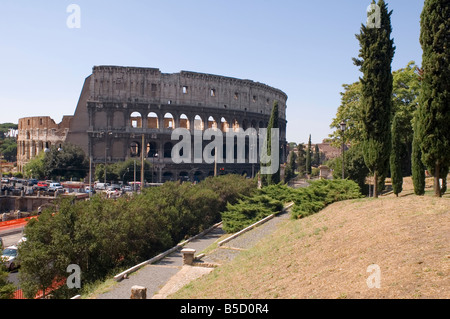 Italien ältere Amphitheater Kolosseum in Rom Stockfoto