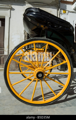 Pferd Kutsche Räder, Viertel Santa Cruz, Sevilla, Andalusien, Spanien, Europa Stockfoto