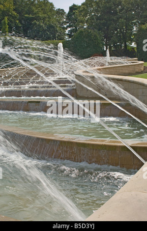 Der Brunnen, Alnwick Gardens, Alnwick Castle, Northumbria, England, Europa Stockfoto