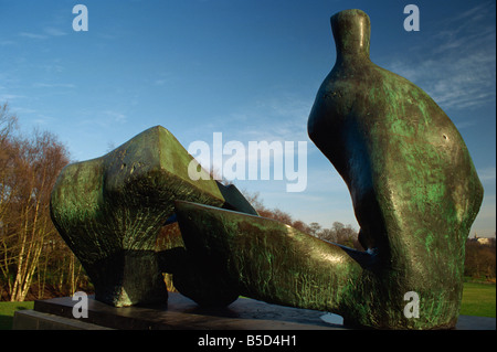 Henry Moore Skulpturen in der Nähe von Kenwood House in Hampstead Heath North London England England Europa Stockfoto