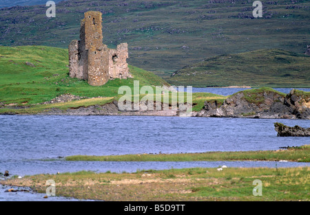 Ardwreck Burg, am Ufer des Loch Assynt, Sutherland, Hochlandregion, Schottland, Europa Stockfoto