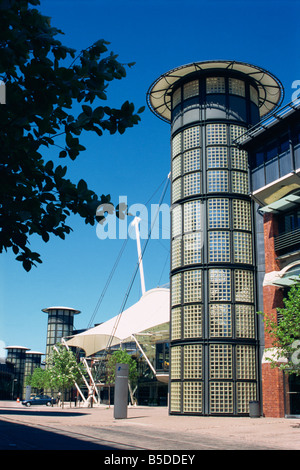 Glas Treppe Brunnen der Inland Revenue Büros Nottingham Nottinghamshire England Europa Stockfoto