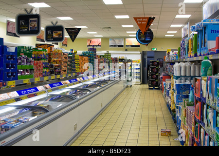 Discounter Aldi Milton Keynes, Buckinghamshire Stockfoto