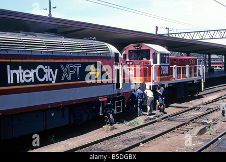 XPT Zug am Hauptbahnhof von Sydney, Australien 1987 Stockfoto