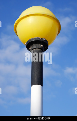 oben auf einem Zebrastreifen Benard Beacon Signal Protaras Zypern mediterran Stockfoto