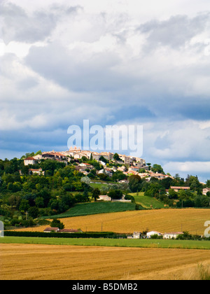 Die Bastide Stadt Lauzerte in Tarn et Garonne, Frankreich, Europa