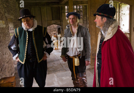 Musik und Tanz der Tudor und Jacobean Periode am Tretower Hof in der Nähe von Crickhowell Powys South Wales neu Reenactors Stockfoto