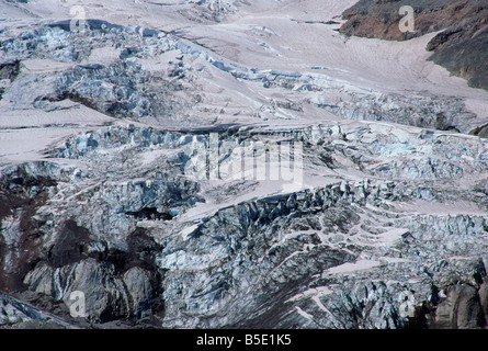 Eis-Herbst und crevassing, wo der Nisqually Gletscher vom Gipfel des Vulkans Mount Rainier, Washington State, USA fließt Stockfoto