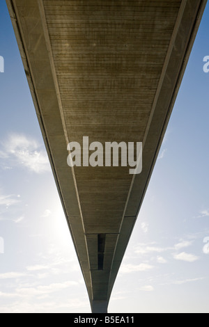 Unterseite des englischen Hampshire Southampton Itchen Brücke Stockfoto