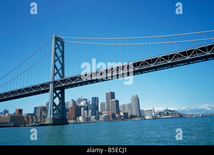 Bay Bridge und Stadt Skyline San Francisco Kalifornien Vereinigte Staaten von Amerika-Nordamerika Stockfoto