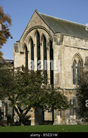 City of York, England. York Minster Bibliothek und Archive sind in der ehemaligen Palast des Erzbischofs in Dean Park untergebracht. Stockfoto