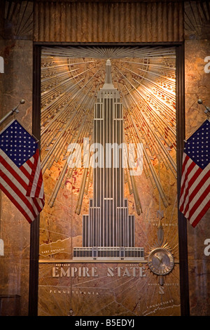 Lobby-Wanddetail des Empire State Building, Midtown Manhattan, New York City, New York, USA, Nordamerika Stockfoto