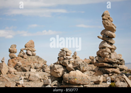 Apacheta oder Stein Stapel in den Colca Canyon in Arequipa, Peru. Stockfoto