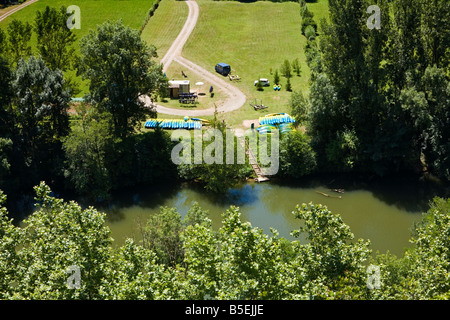 Kanu Verleih auf dem Fluss Aveyron in der Nähe von St. Antonin Tarn et Garonne Frankreich Europa Stockfoto