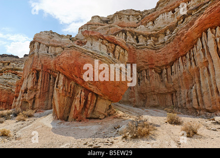 Seltsame rote Rock-Formation in der Wüste am Red Rock Canyon. Stockfoto
