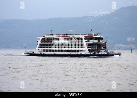 Passagierfähre Verbania am Lago Maggiore, Italien Stockfoto