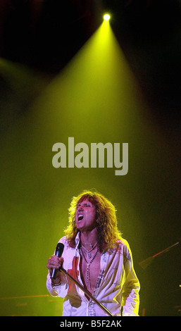 Rockband Whitesnake spielen an der Newcastle City Hall führen Sänger David Coverdale abgebildet 26 06 06 Stockfoto