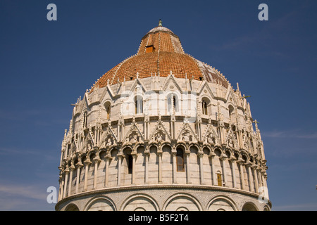 Das Baptisterium, Piazza del Duomo, Pisa, Toskana, Italien Stockfoto