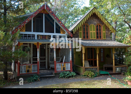 Lebkuchen Cottages, Wesleyan Grove, Oak Bluffs, Martha's Vineyard, Cape Cod. Stockfoto