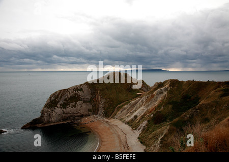 Blick nach Westen über Bucht zu Durdle Door, Dorset, England Stockfoto