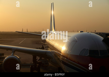 China Eastern Airlines Flugzeug auf dem Flughafen Pudong, Shanghai, China Stockfoto