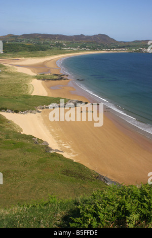 mit Blick auf den unberührten Strand Stocker Strand im County Donegal, Irland von den Knockalla Bergen Stockfoto