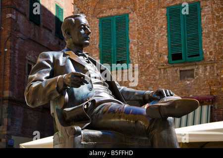 Giacomo Puccini Statue, Piazza Cittadella, Lucca, Toskana, Italien Stockfoto