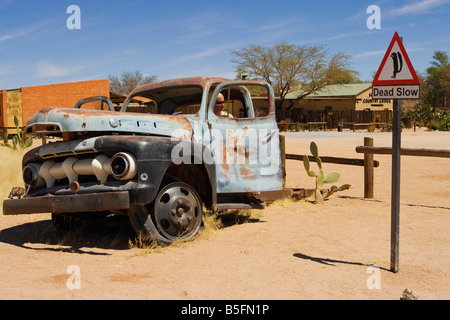 Solitär Namibia Afrika rosten abgelegenen Wüste Stockfoto